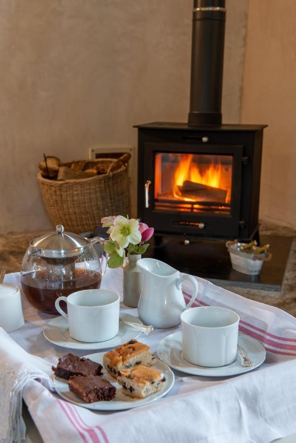 Bed and Breakfast The Barn At Amberwell Ditcheat Exterior foto